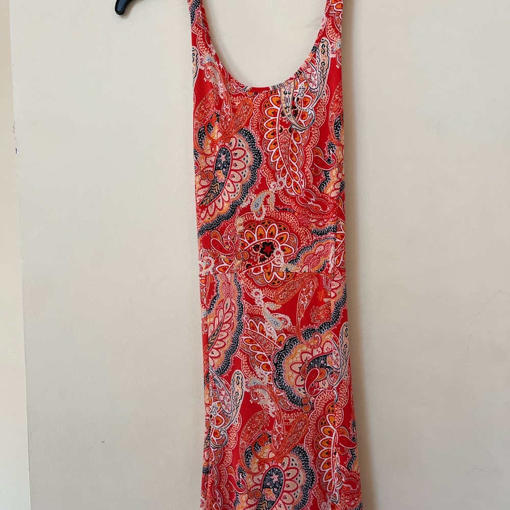Banana Republic medium sundress. Excellent condition. Worn once. Paisley print